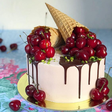 Торт "Вишневый рожок" купить - северск.сладкоежкин.рф