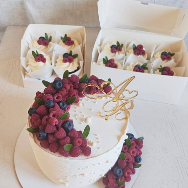 «Пиршество ягод» купить - северск.сладкоежкин.рф